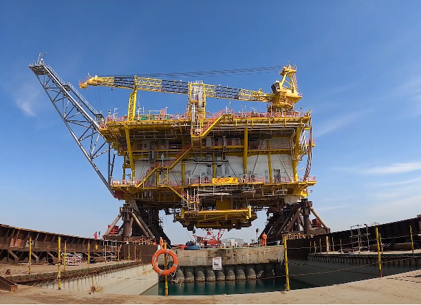 GDDP-A Topside platform load-out onto the barge by skidding method